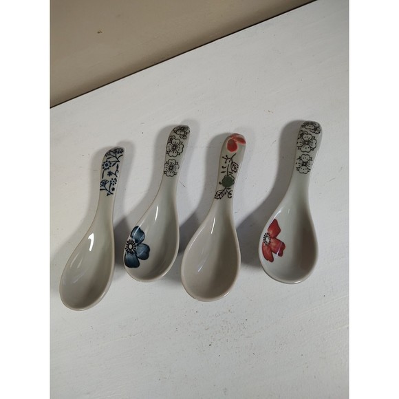Asian Soup Spoons, Floral Design, Ramen Spoons, Perfect Depth, Lot of 4 - Picture 4 of 11